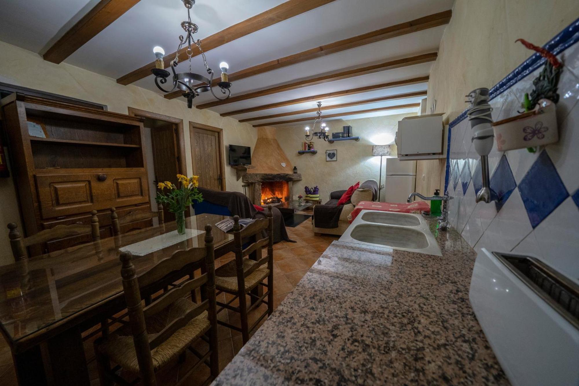 Reul Alto Cortijos Rurales Guest House Laroya Eksteriør bilde
